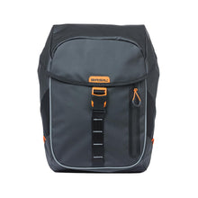 Basil Miles Backpack 17L Black/Orange